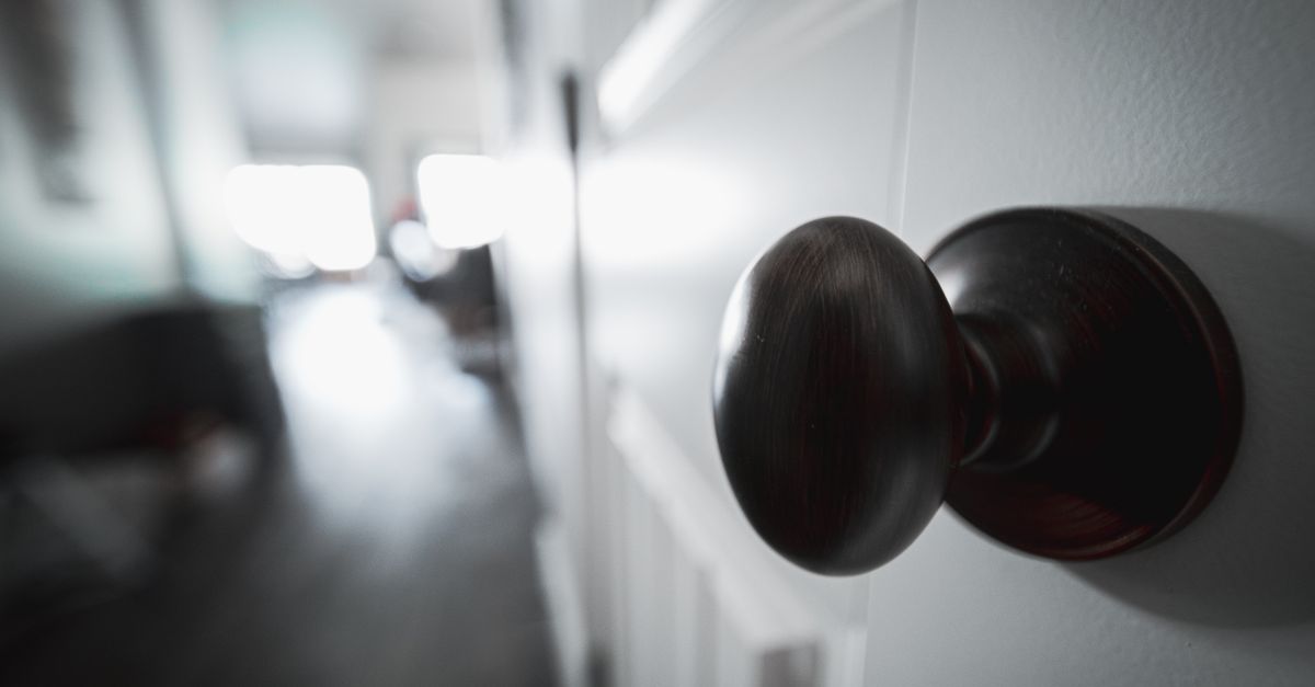 Door Knob Lock Replacement — Riverside Drive Locksmith NYC Corp