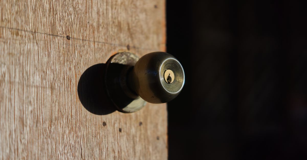 home security lock door — Riverside Drive Locksmith NYC Corp