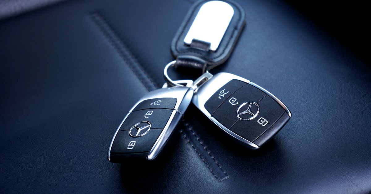 High-Security Car Keys: OEM vs. Aftermarket Options Explained — Riverside Drive Locksmith NYC Corp
