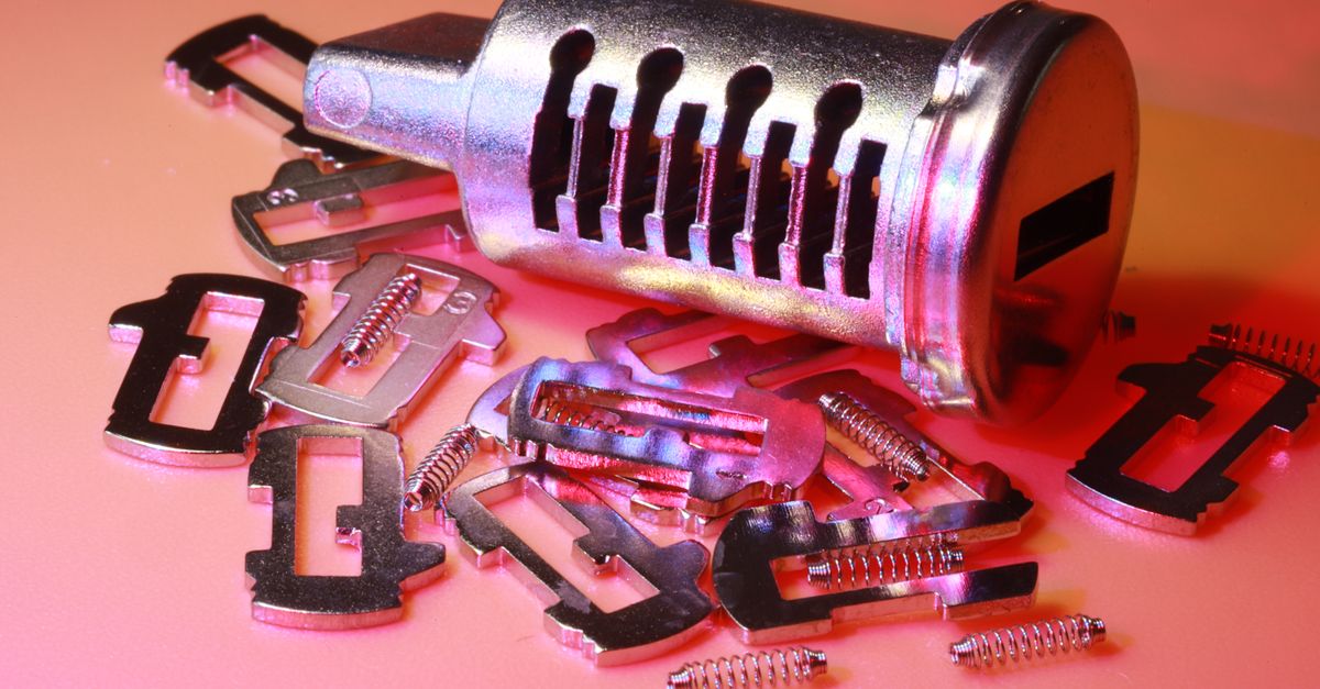 Car Key Programming Explained in Plain Language — Riverside Drive Locksmith NYC Corp