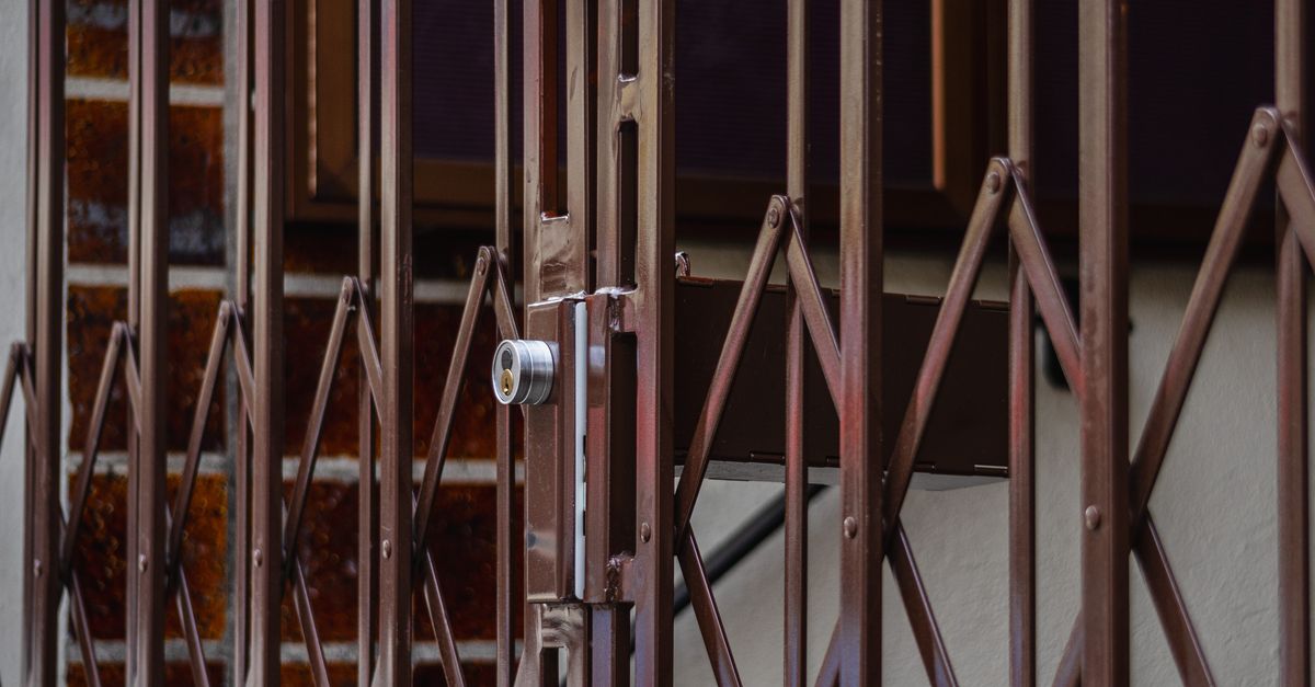 Why Storefront Door Lock Installation Should Always Be Done by a Professional — Riverside Drive Locksmith NYC Corp