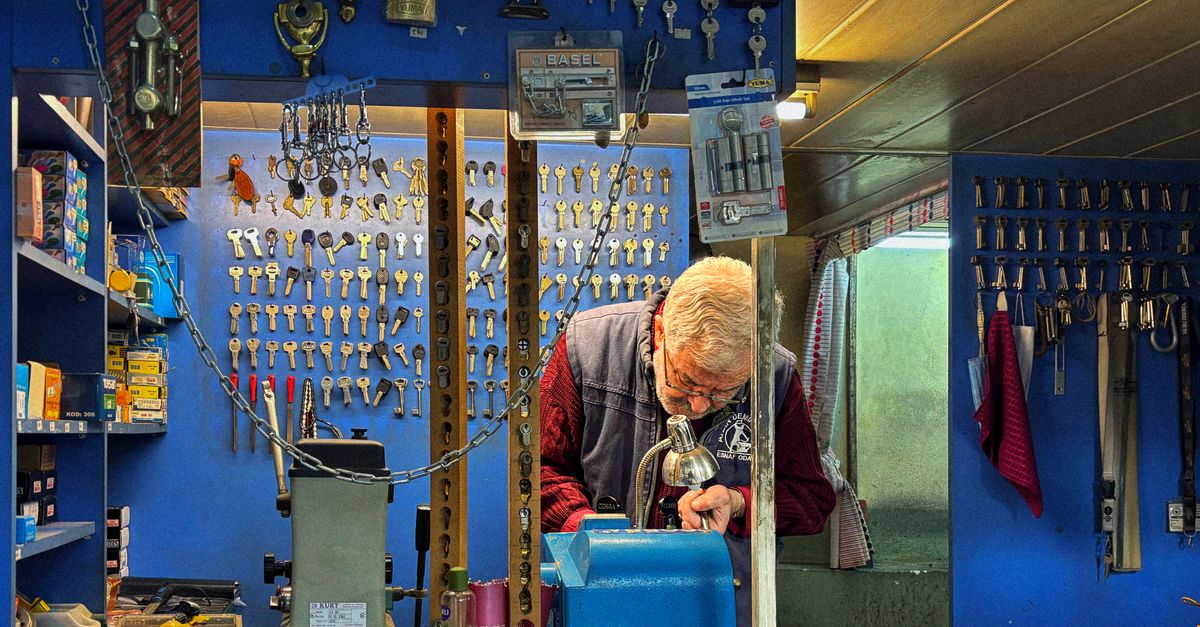 How to Find a Reputable Locksmith NYC — and What to Check Before You Open the Door — Riverside Drive Locksmith NYC Corp