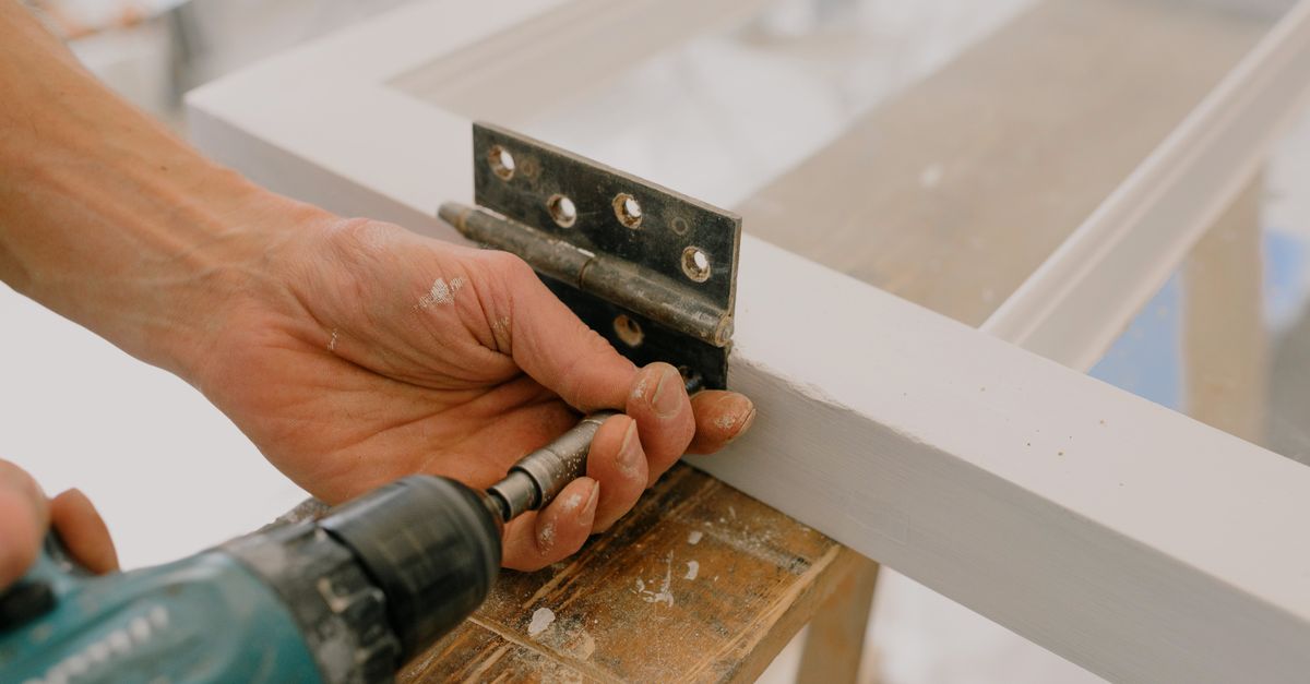 Why Window Lock Repair Matters More in NYC Buildings — Riverside Drive Locksmith NYC Corp